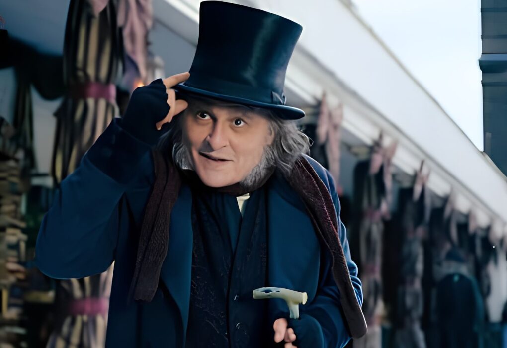 Johnny Depp completely unrecognizable as Ebenezer Scrooge at San Diego Comic-Con